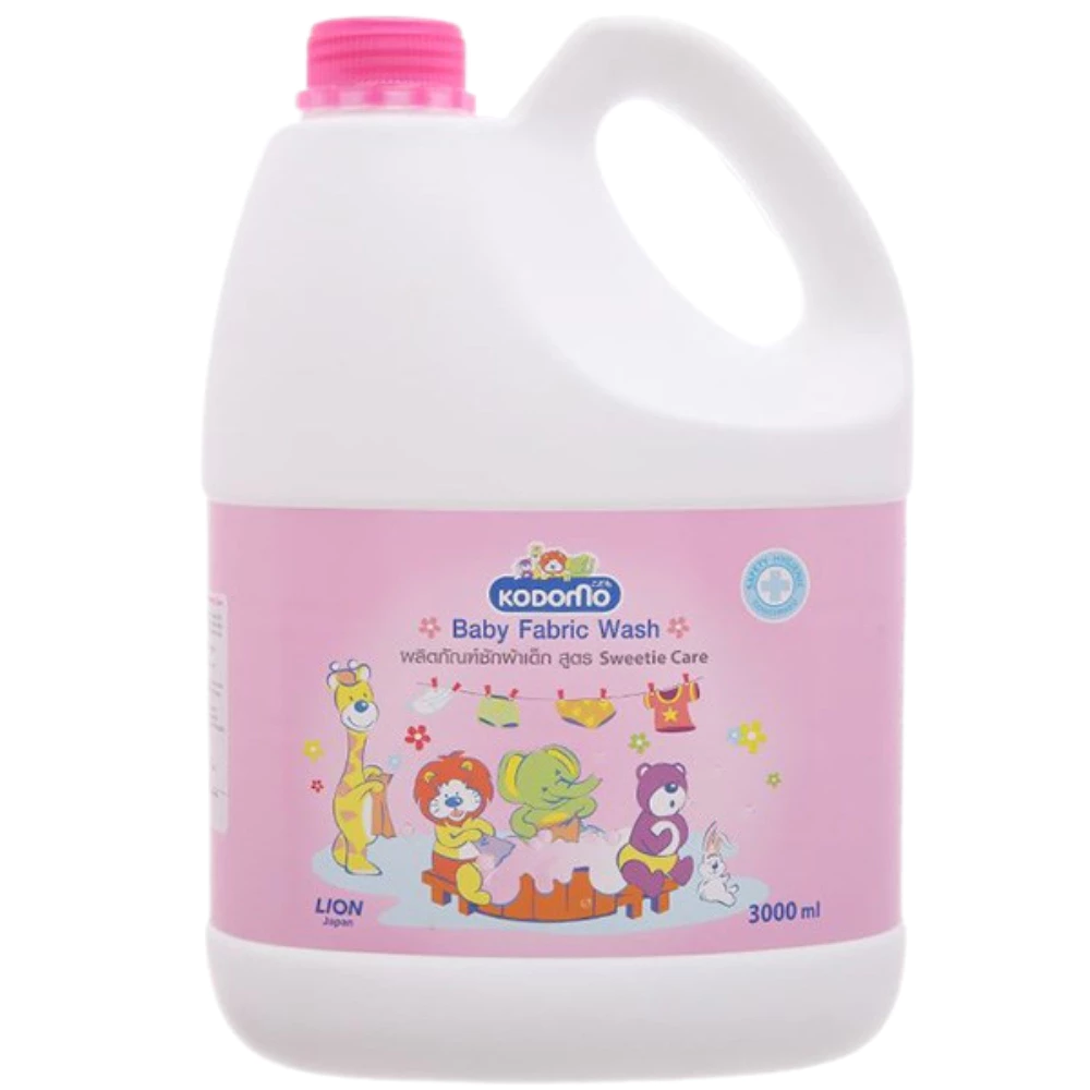 Nước giặt xả quần áo hương thảo cho bé Kodomo Sweetie Care 3 lít