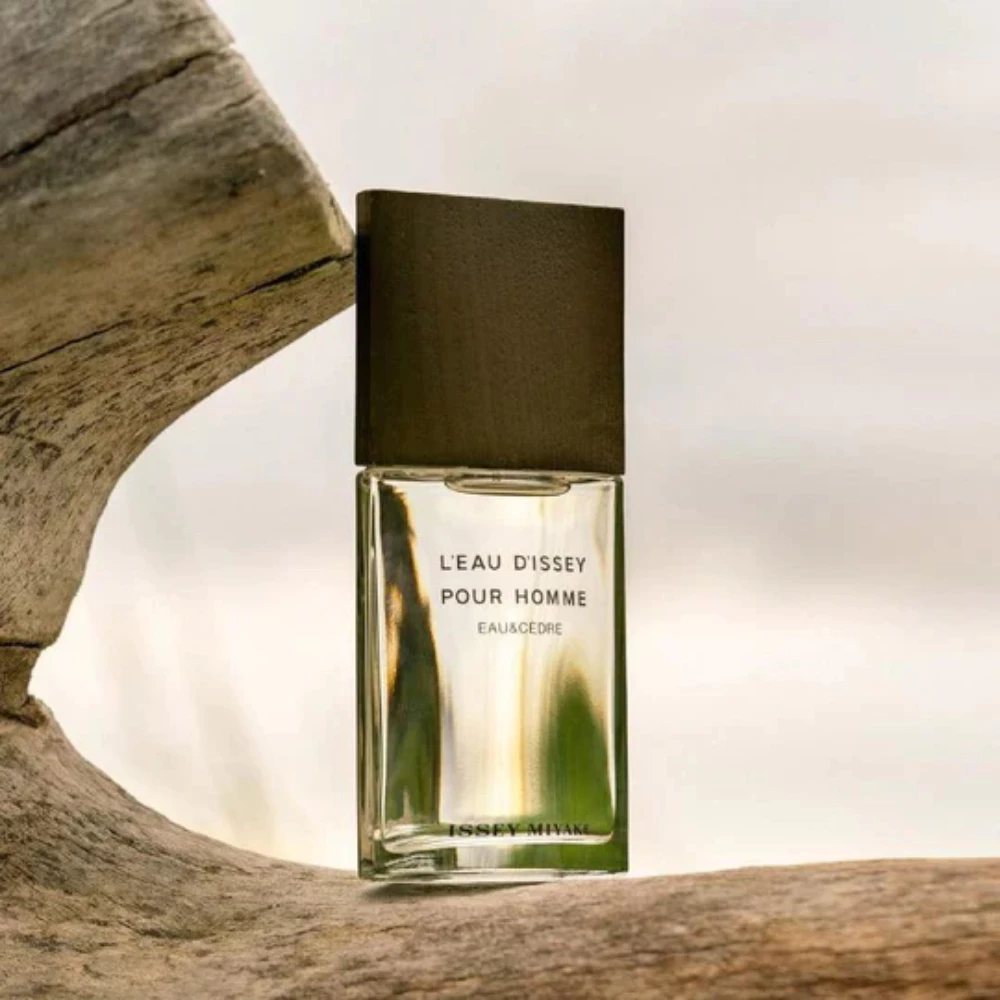 Nước hoa nam Issey Miyake L'Eau D'Issey Eau & Cèdre 100ml
