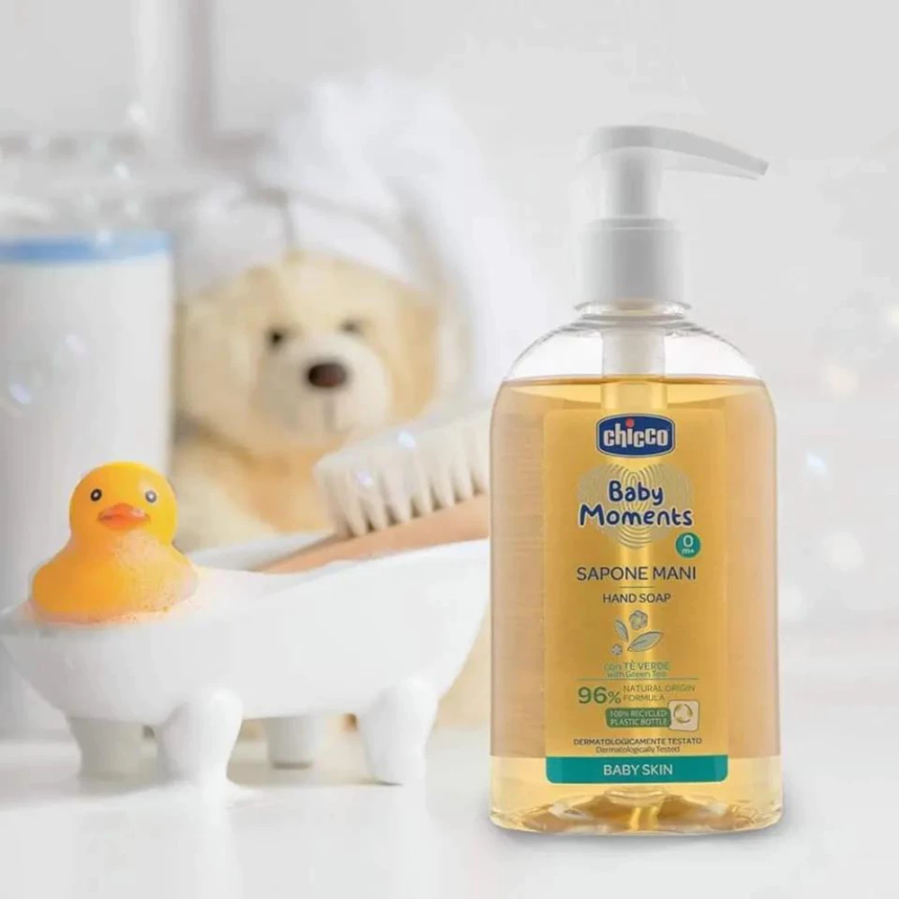 Nước rửa tay diệt khuẩn chiết xuất trà xanh Chicco 0M+ 250ml