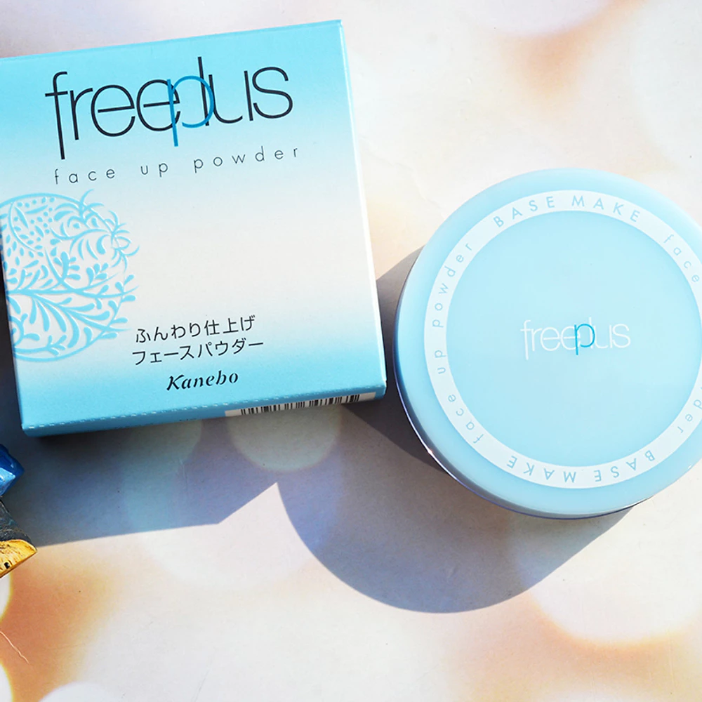 Phấn phủ Freeplus che khuyết điểm dịu nhẹ cho da 8g