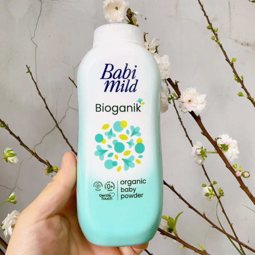 Phấn thơm dưỡng ẩm cho bé Babi Mild Pure Natural/White Sakura 180g