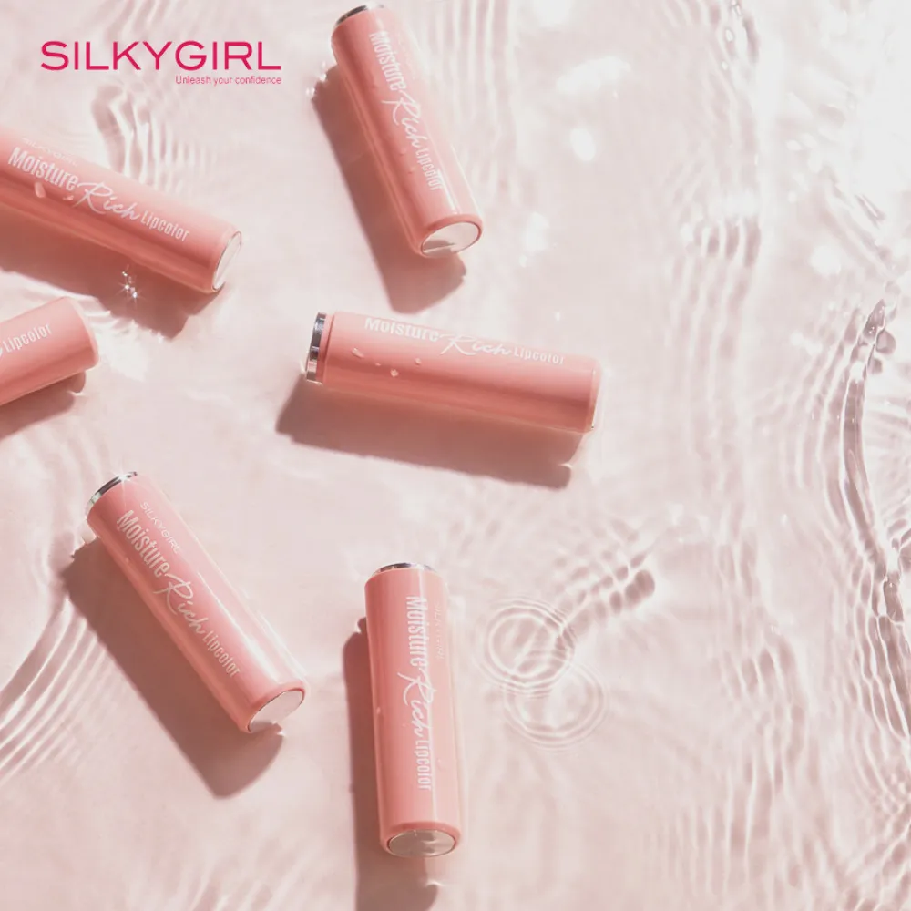 Son dưỡng có màu Silkygirl Moisture Rich 3.2g
