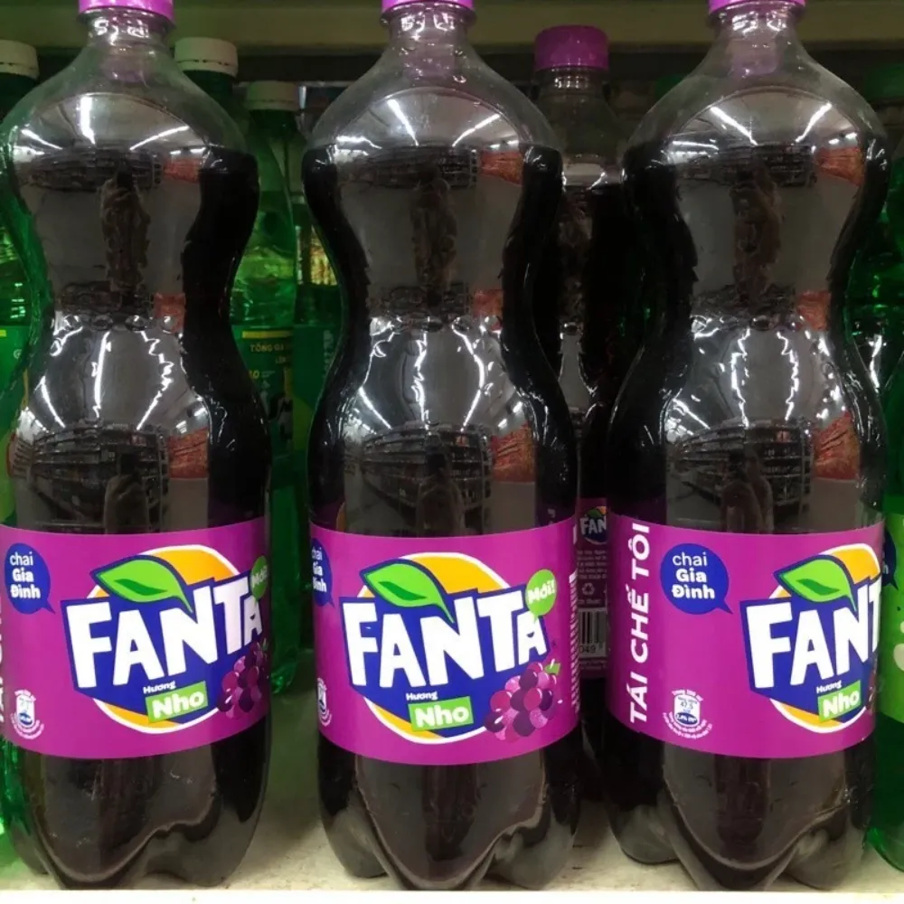 Thùng 12 chai nước ngọt Fanta nho 1.5L