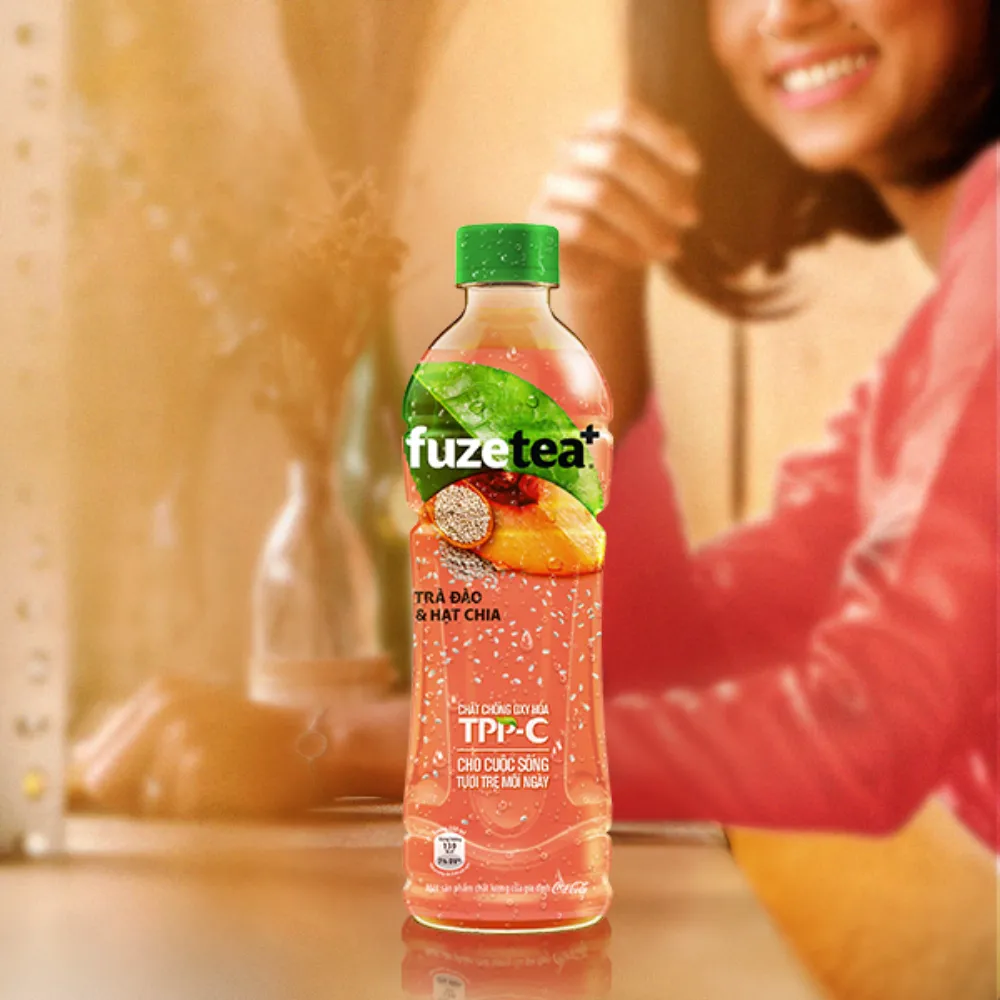 Thùng 24 chai trà đào và hạt chia Fuzetea+ 350ml