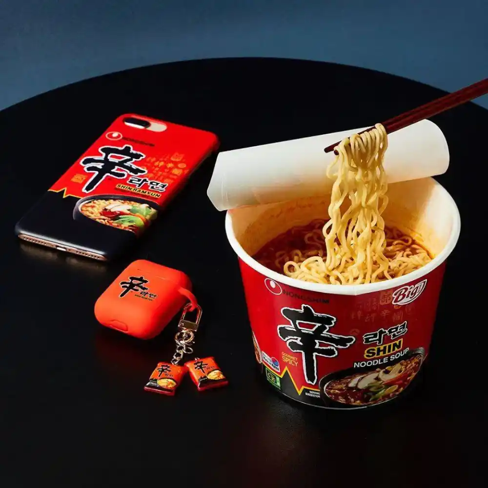 Thùng 6/12 ly mì cay Shin red Nongshim ly 67g
