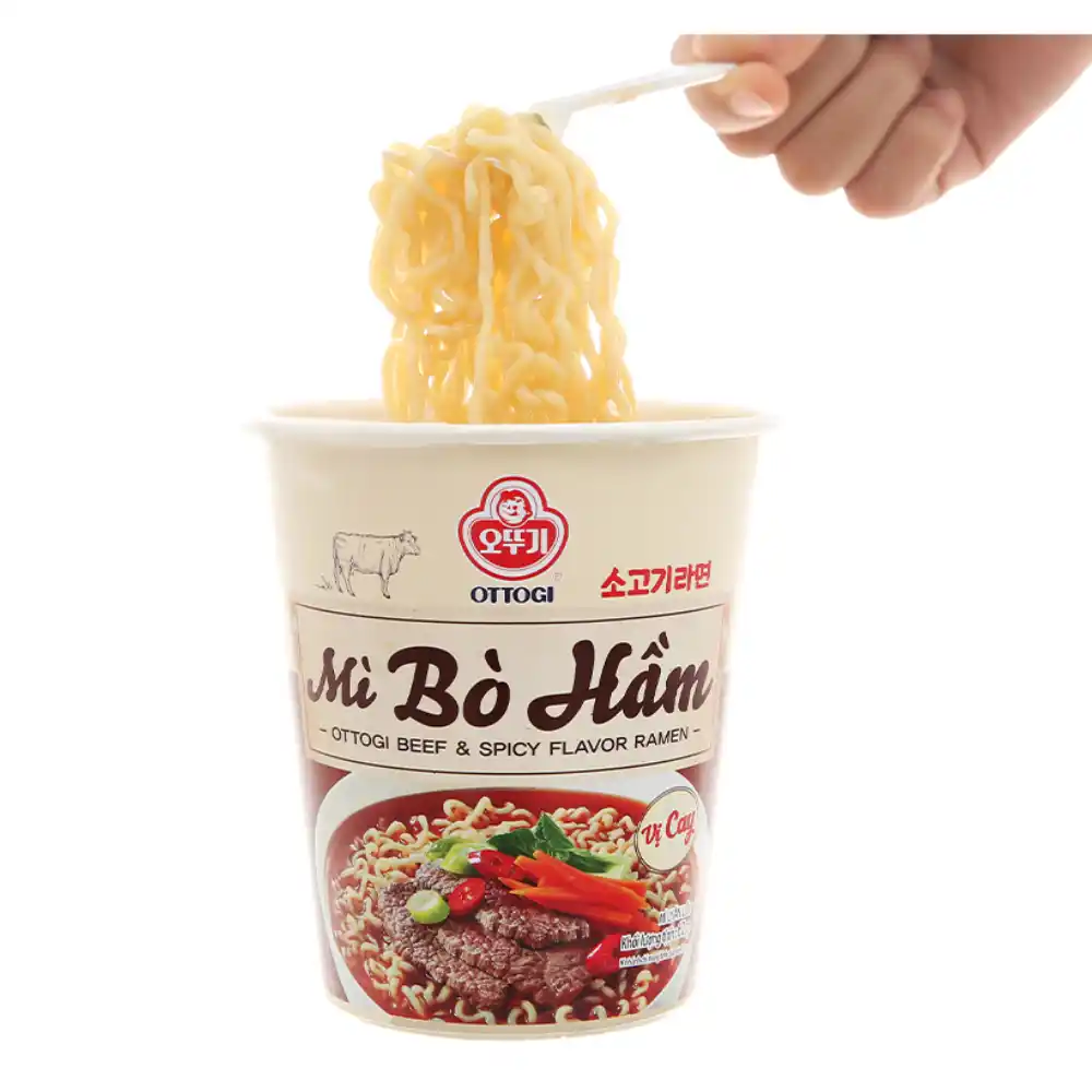 Thùng mì bò hầm Ottogi 120g/62g
