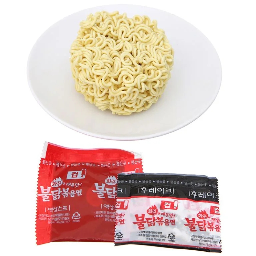 Thùng 30 ly mì khô gà cay Samyang 70g