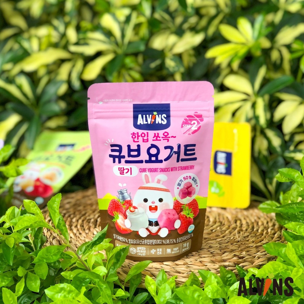 Sữa chua khô sấy lạnh cho bé vị việt quất/vị dâu Alvins 16g dành cho bé từ 1 tuổi