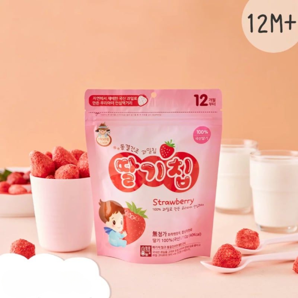 Hoa quả sấy khô Mom's Cook vị táo/vị lê/vị dâu tây 12g