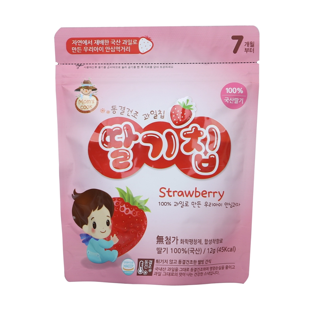 Hoa quả sấy khô Mom's Cook vị táo/vị lê/vị dâu tây 12g