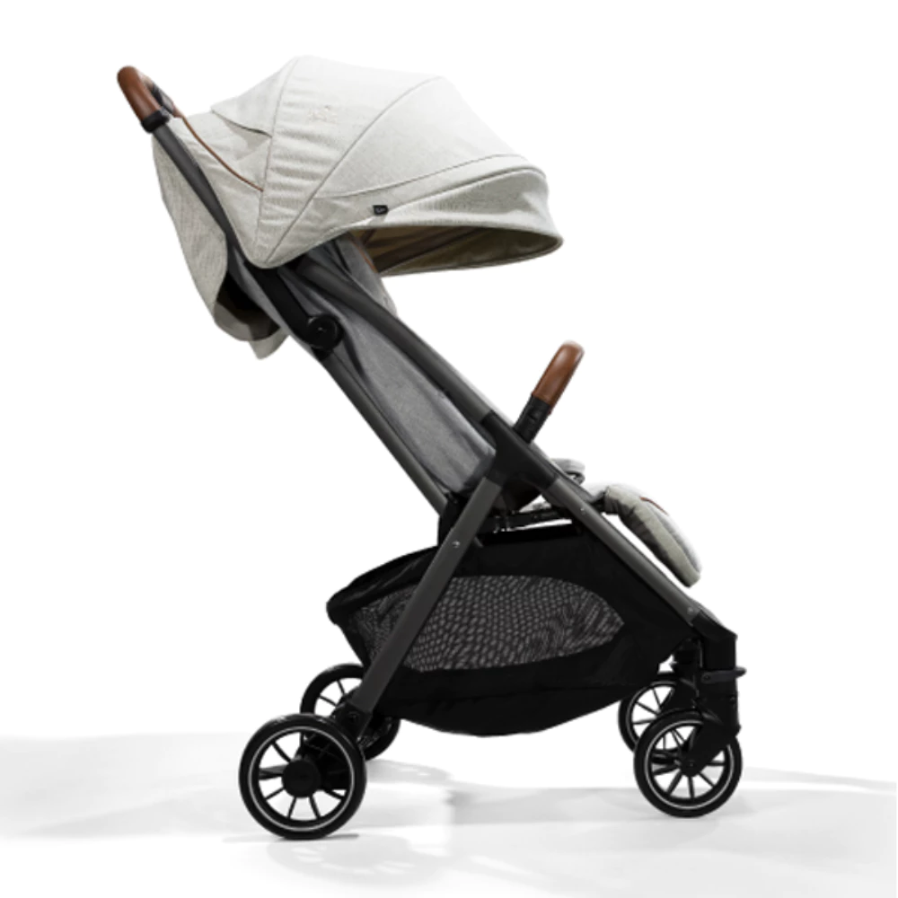 Xe đẩy trẻ em Joie Parcel