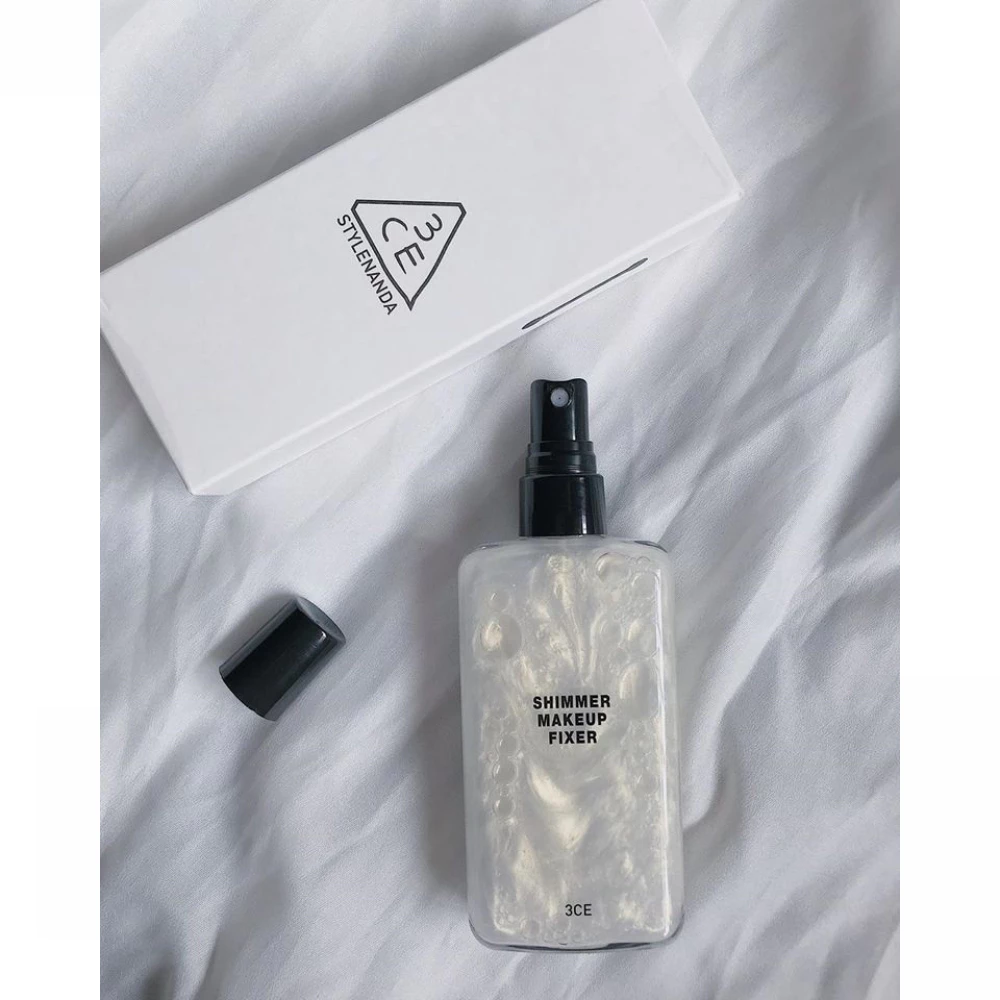 Xịt khoá makeup 3CE có nhũ tạo hiệu ứng nền căng bóng 95ml