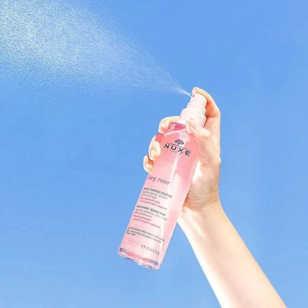 Xịt khoáng Nuxe dưỡng ẩm từ hoa hồng cho mọi loại da 200ml