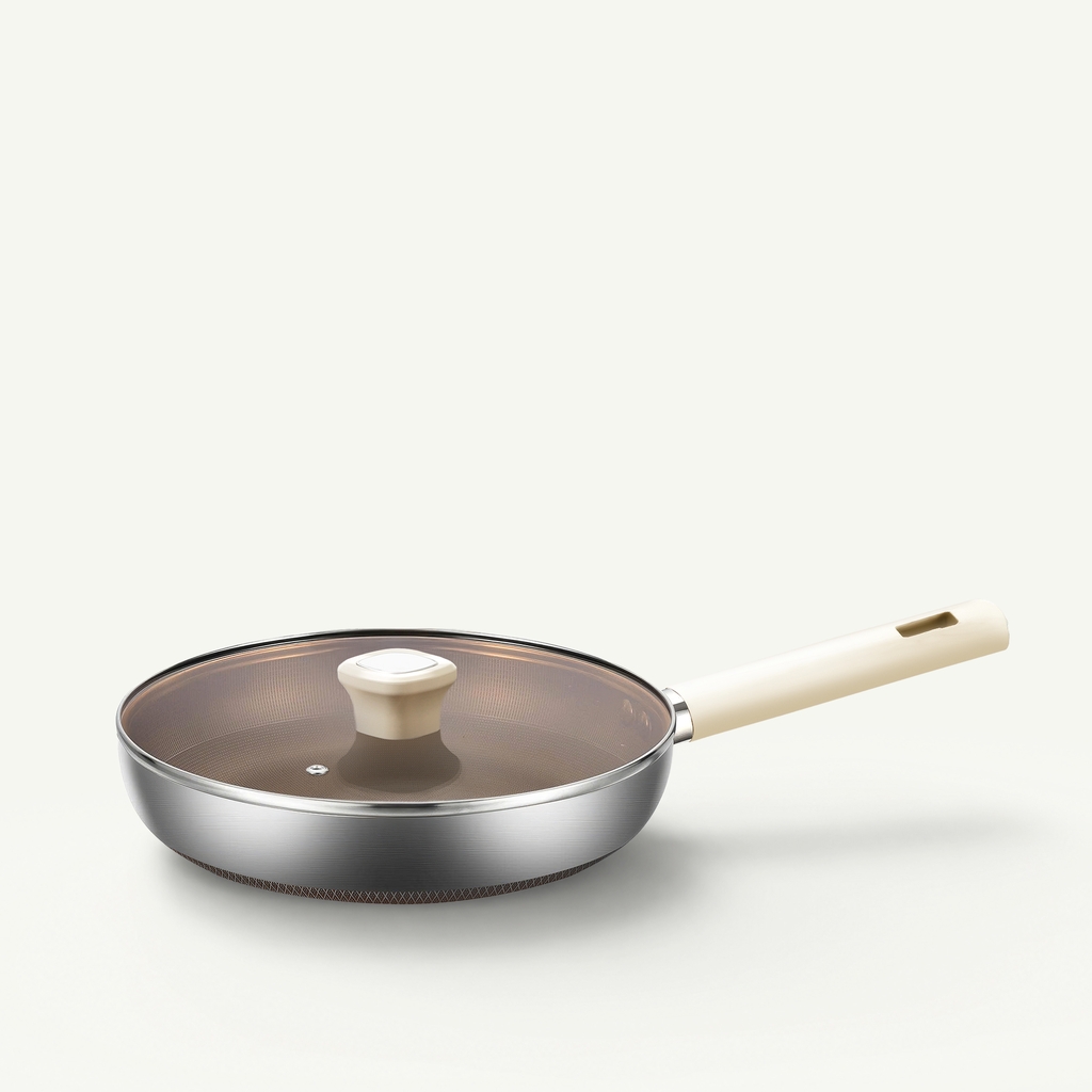 Chảo xào chống dính Titanium Aura 28 cm cạn lòng có vung HTA928