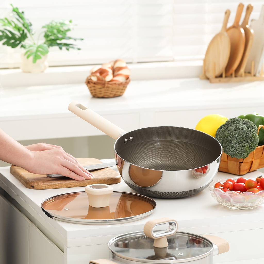 Chảo siêu chống dính Titanium Aura, size 24 cm, sâu lòng