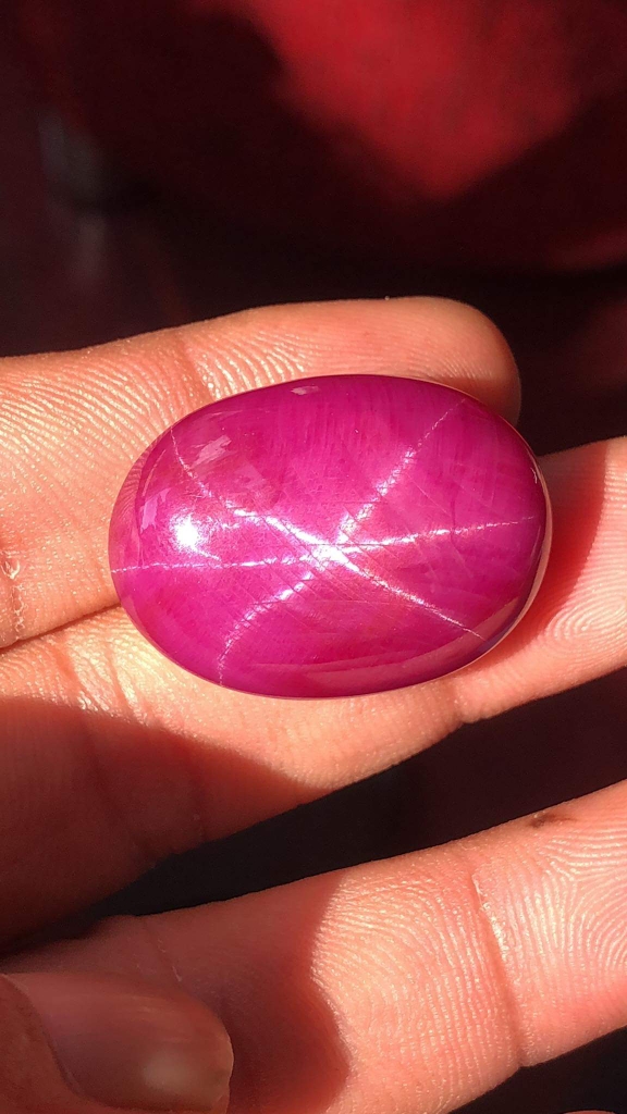 Lục Yên Gemstones | 越南陆安宝石