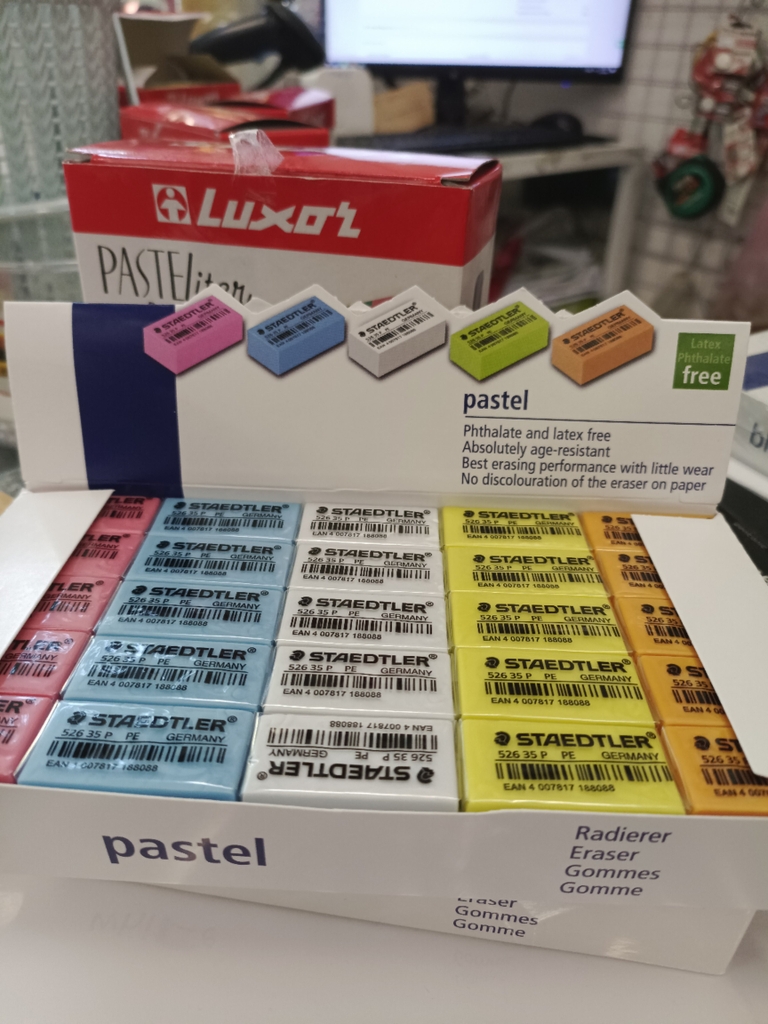 Tẩy Staedtler