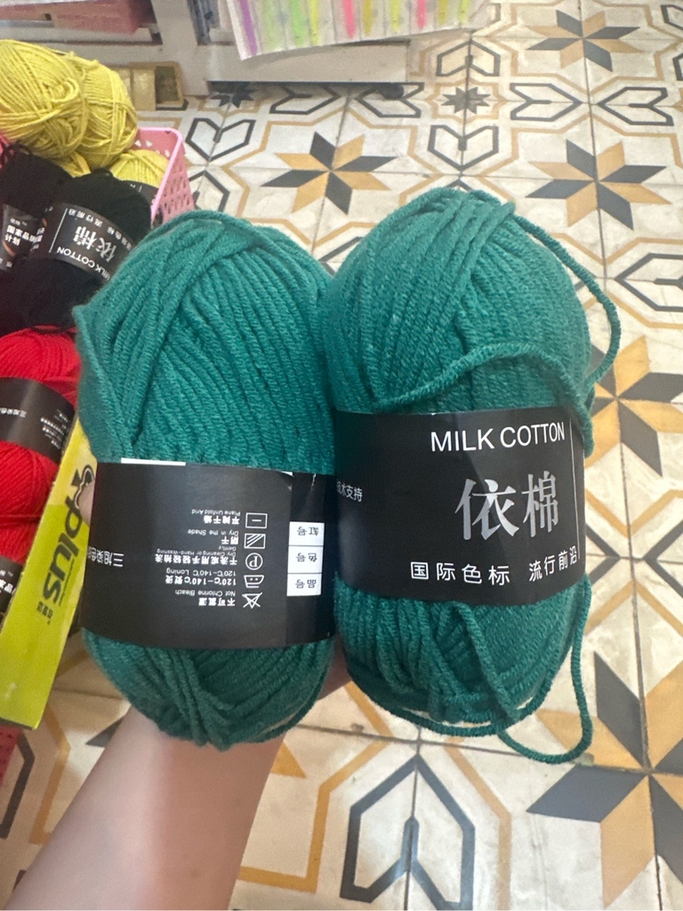 Len Hand made Milk cotton