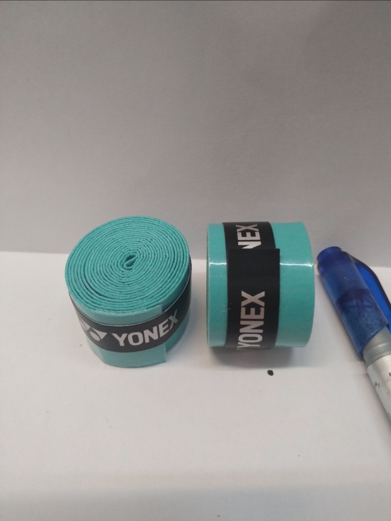 Cuộn cán vợt Yonex