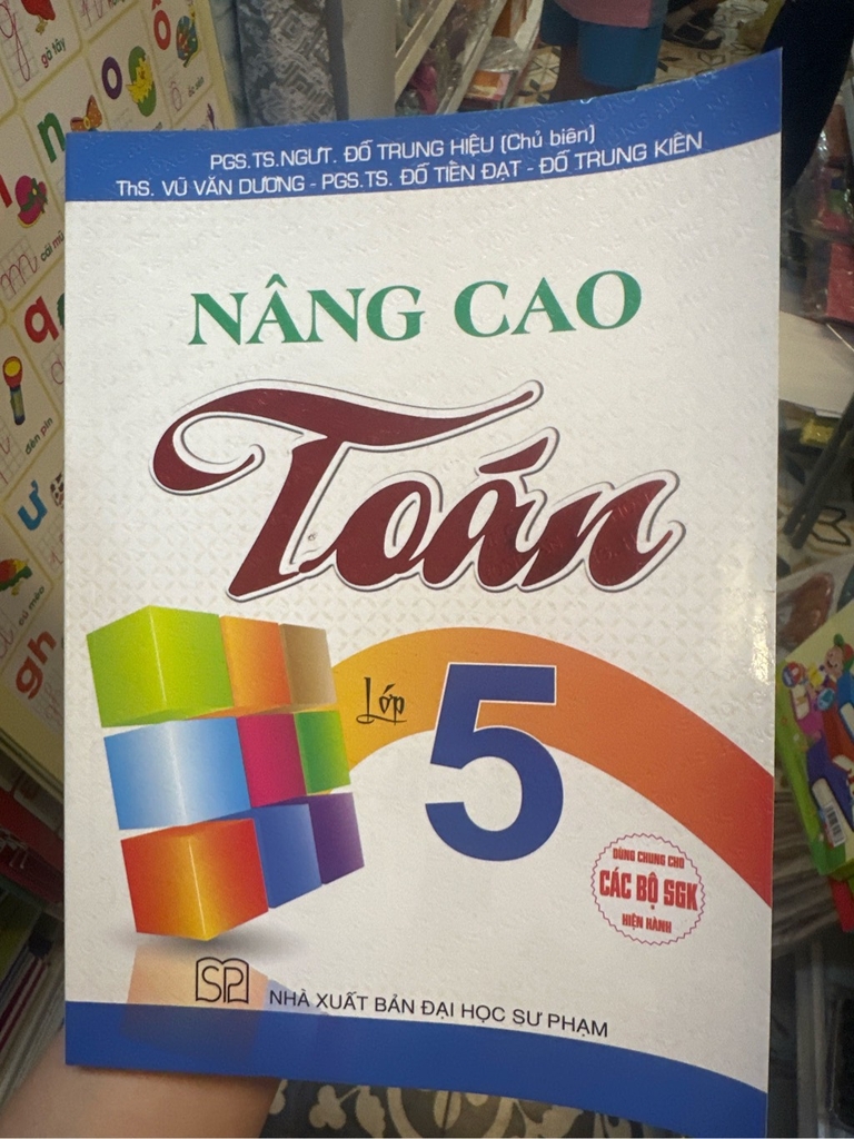 Sách giáo khoa Lớp 5