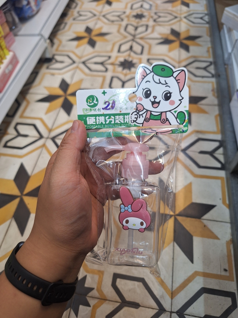 Bình chiết mỹ phẩm