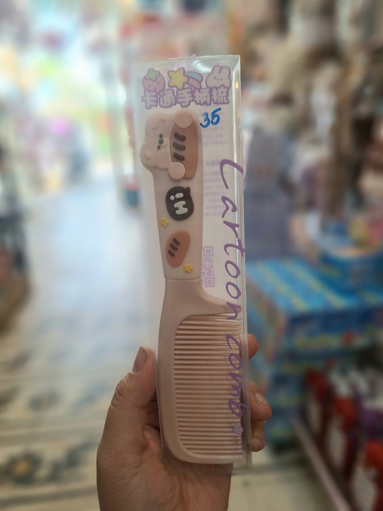 Lược nhựa