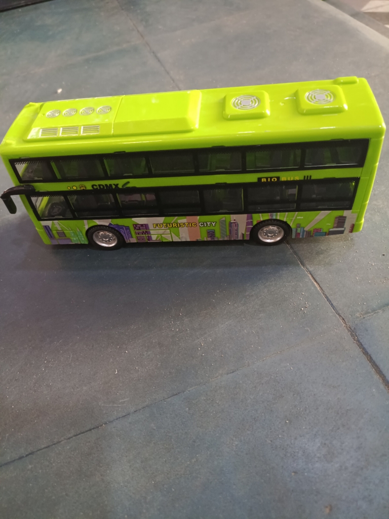 Xe Bus