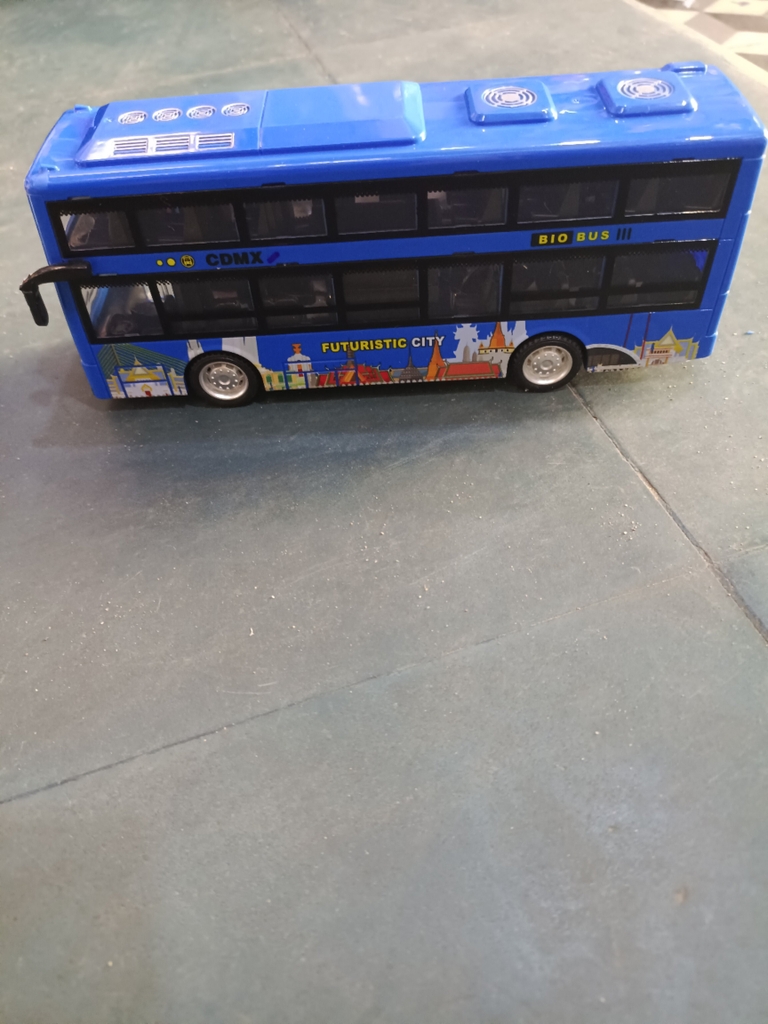 Xe Bus