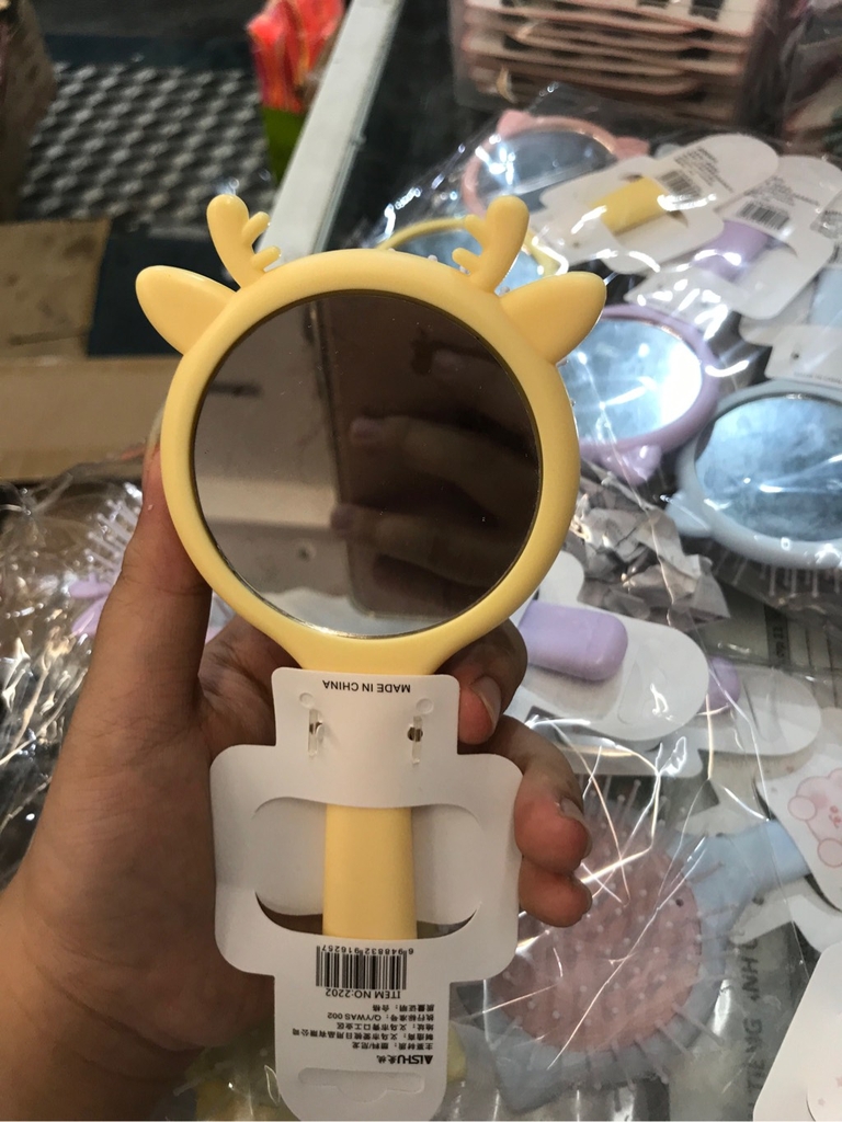 Lược kiểu kèm gương