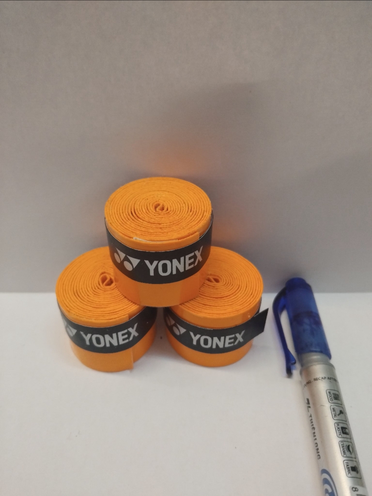 Cuộn cán vợt Yonex