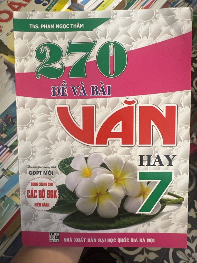 Sách tham khảo Lớp 7