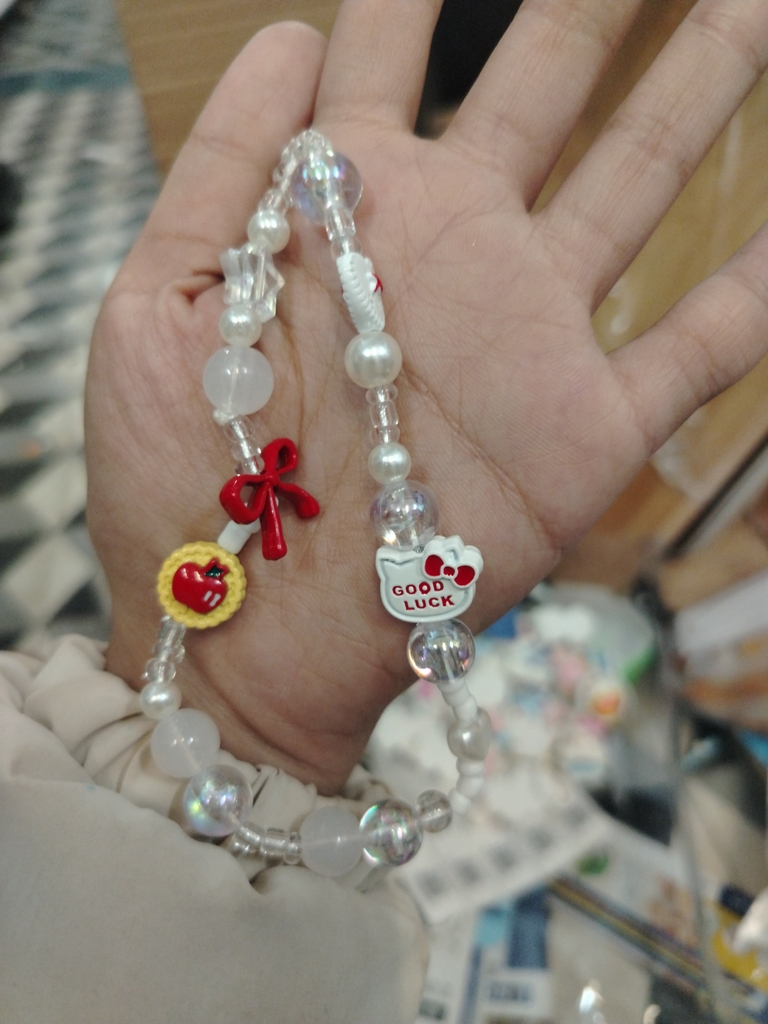 Móc treo điện thoại