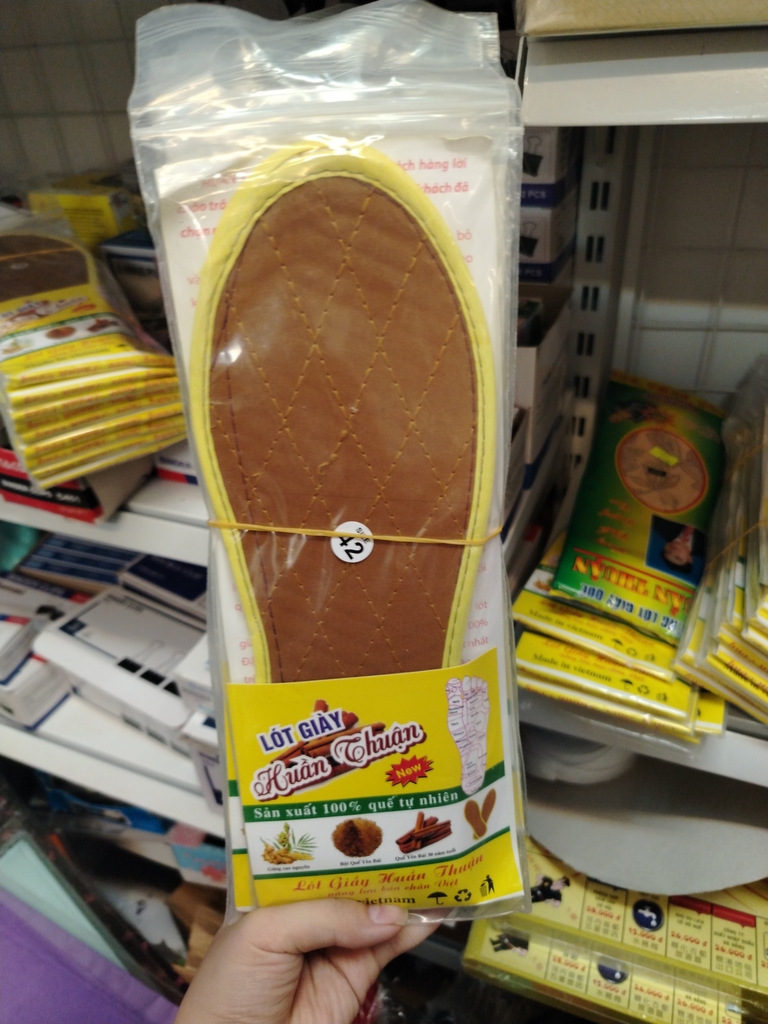 Lót giầy Quế Huần Thuận