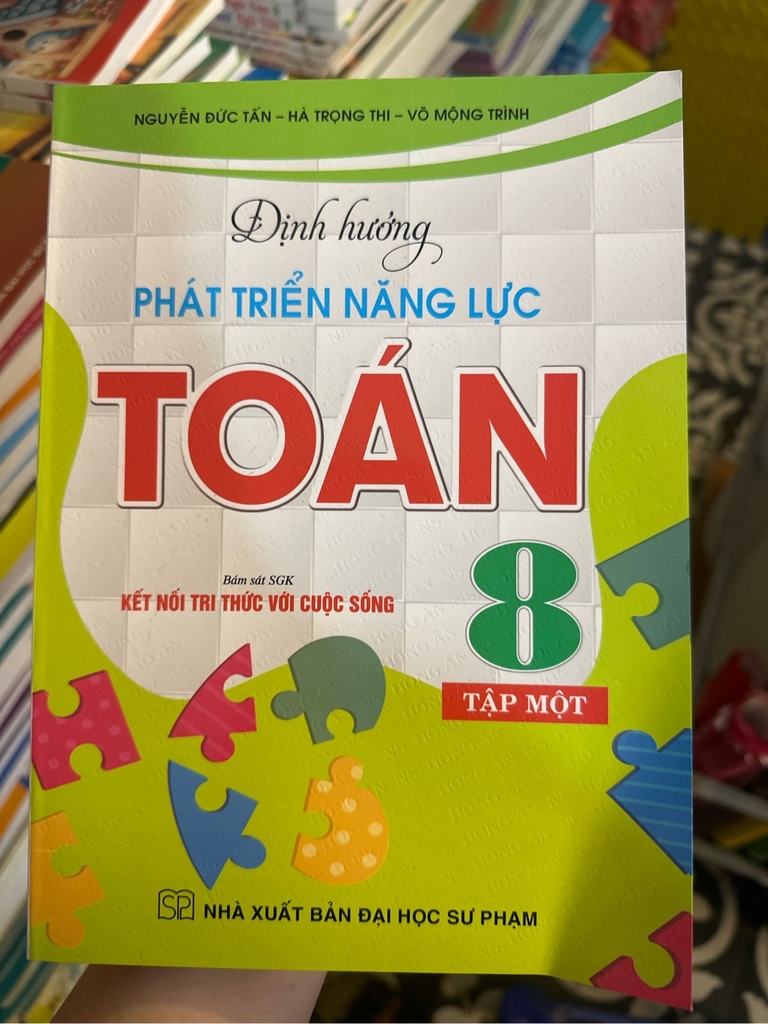 Sách tham khảo Lớp 8