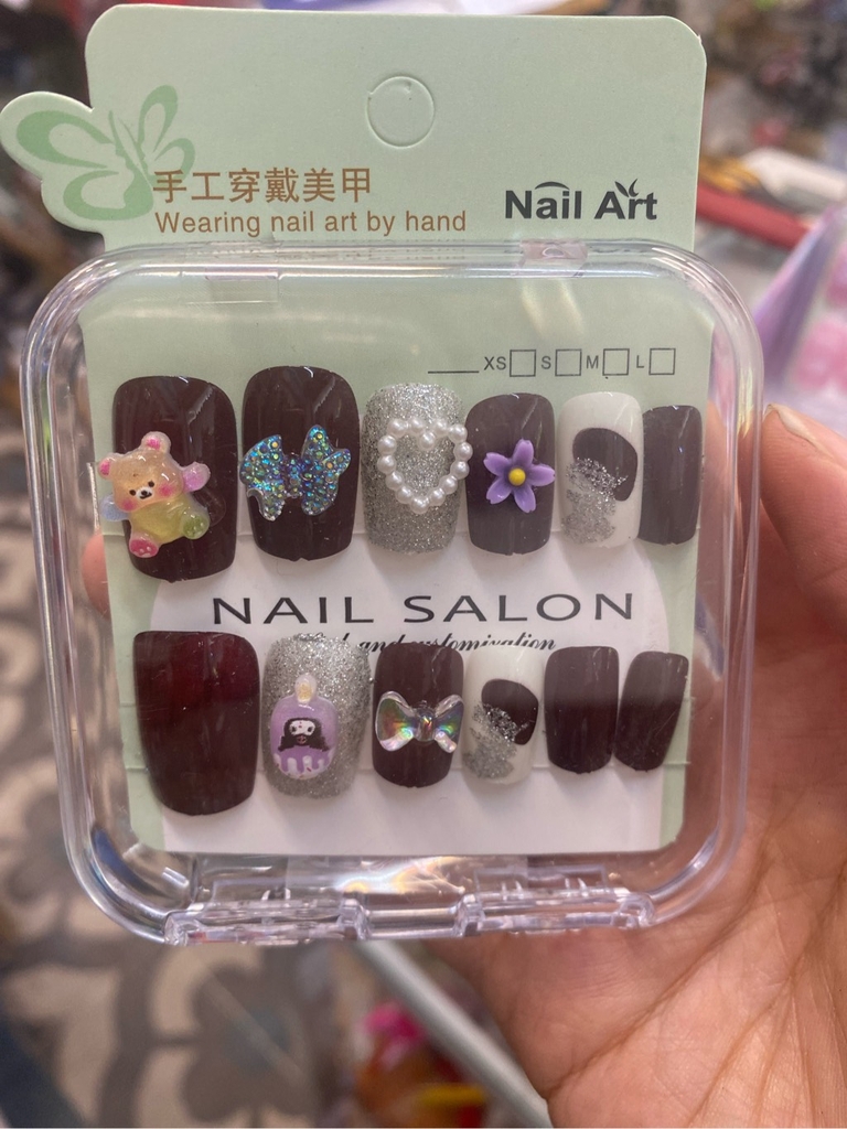 Móng tay giả nail đính cham ngắn