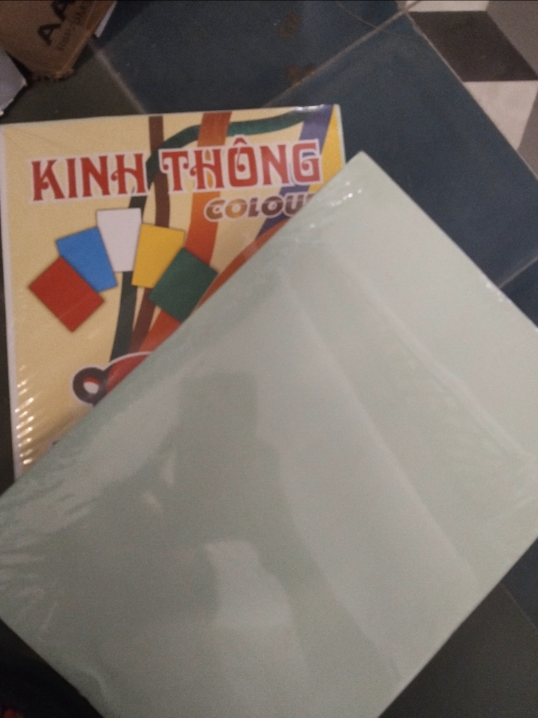 Giấy A4 màu Kinh Thông màu đl 70gms