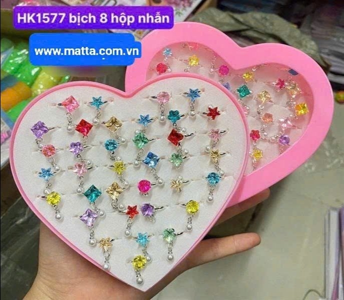 Đồ chơi Nhẫn