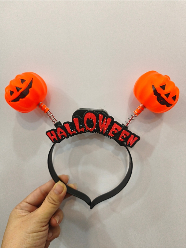Đồ chơi Halloween