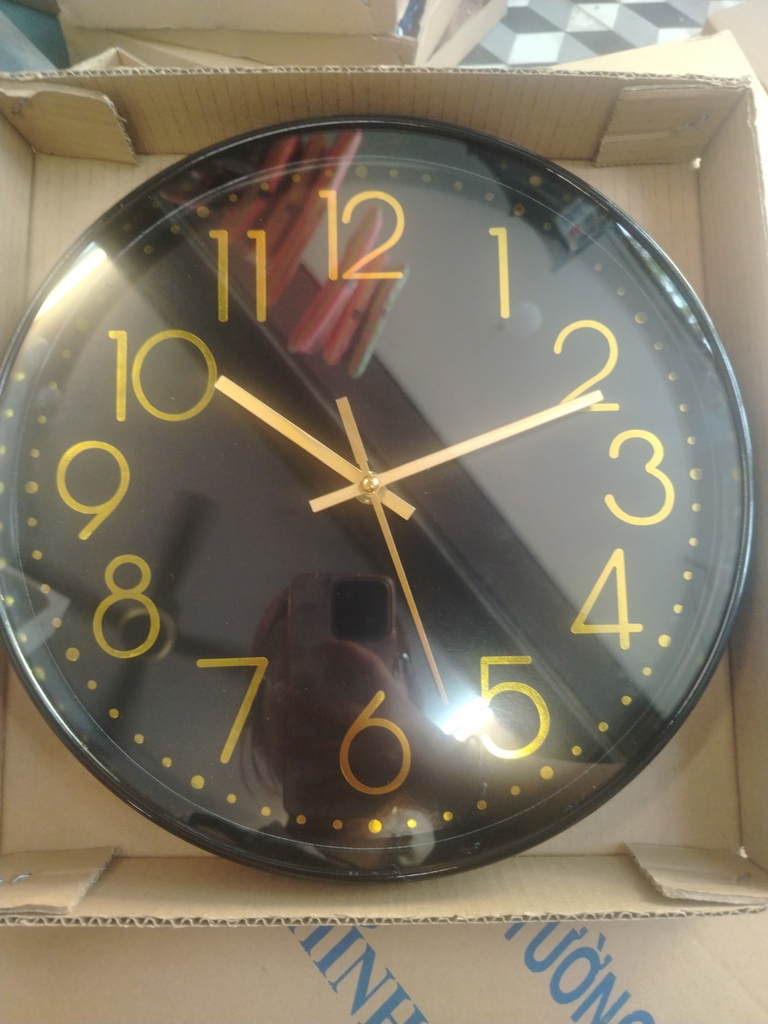 Đồng hồ treo tường