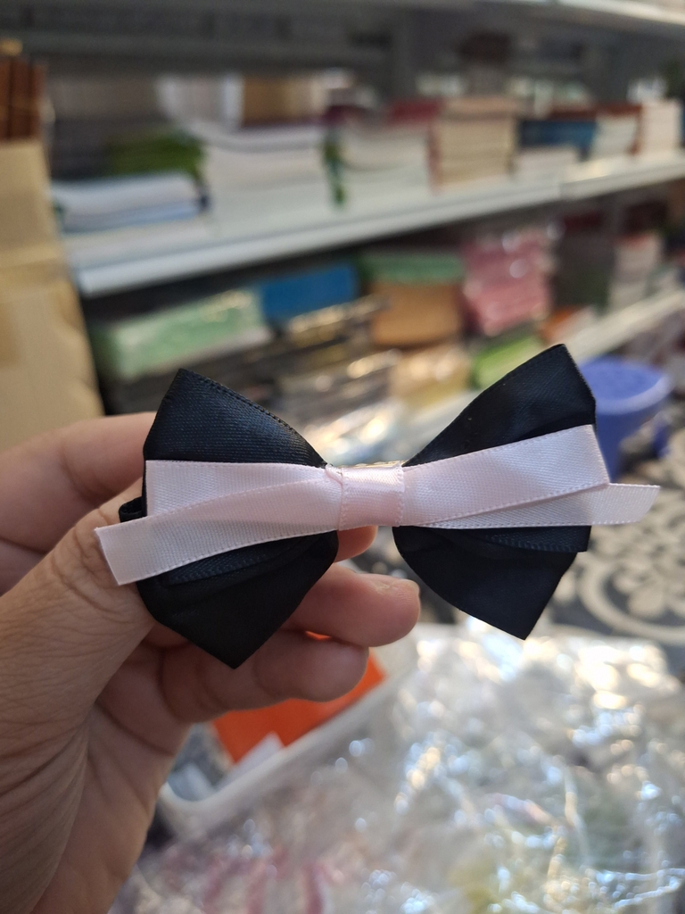 Kẹp tóc mái teen