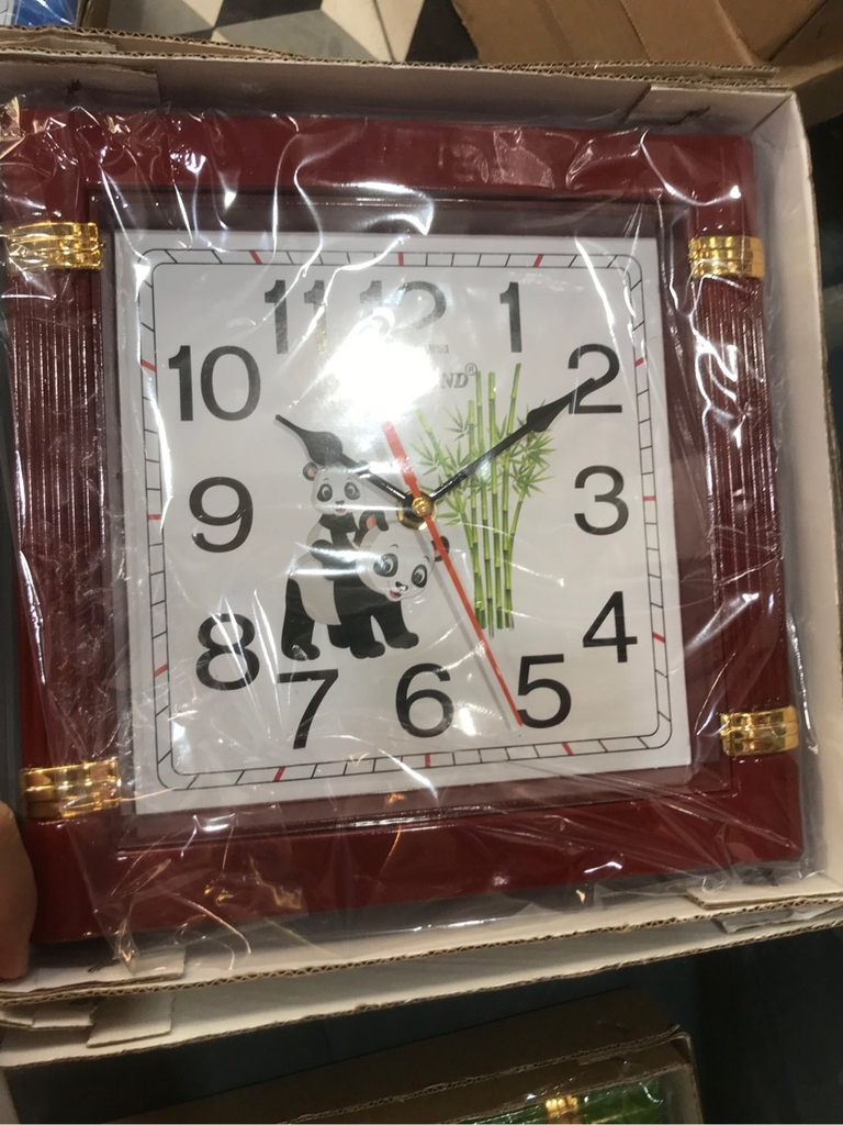 Đồng hồ treo tường