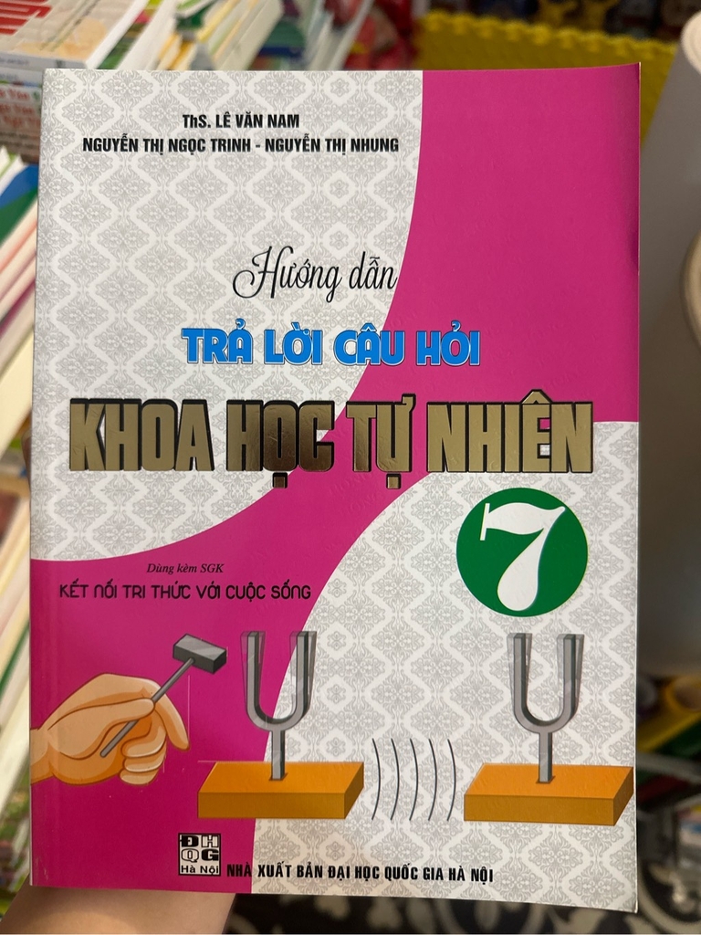 Sách tham khảo Lớp 7