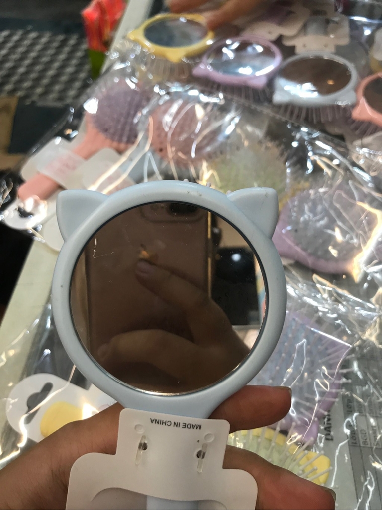 Lược kiểu kèm gương