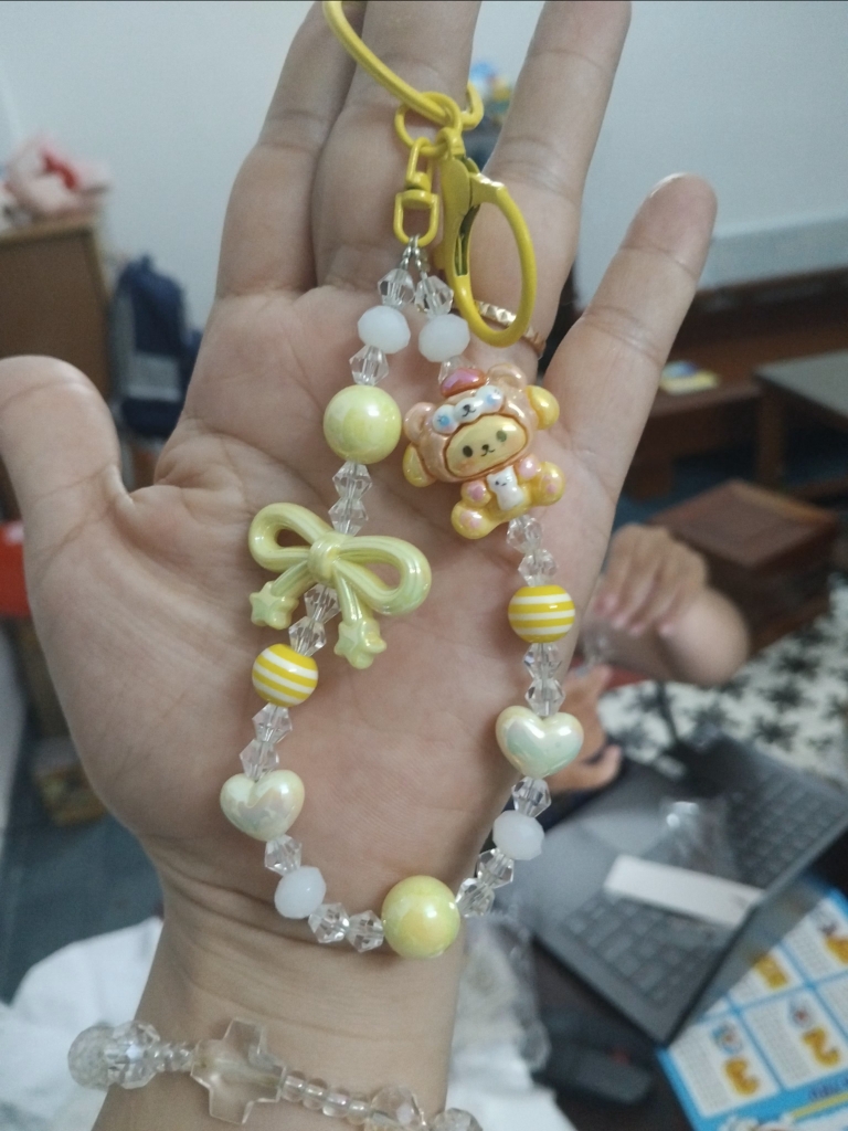 Móc treo điện thoại