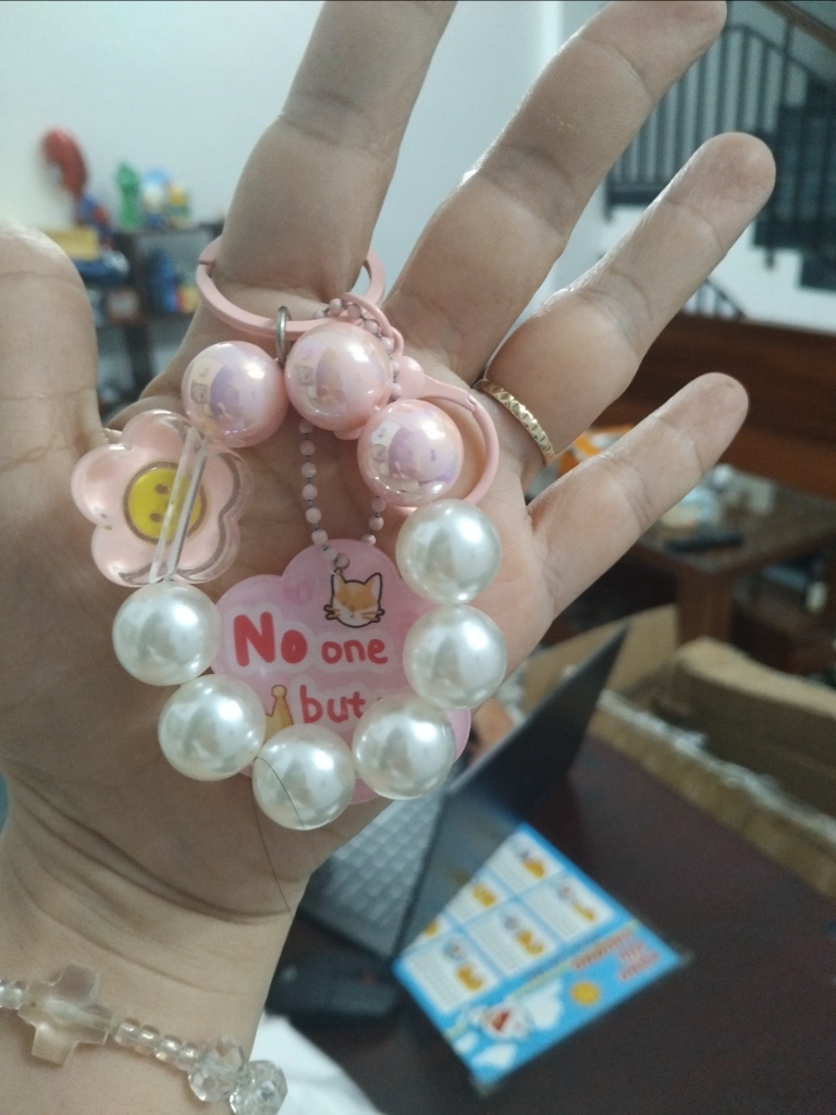 Móc treo điện thoại