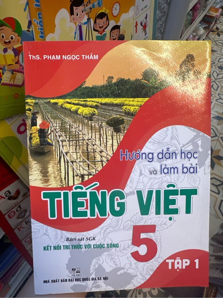 Sách giáo khoa Lớp 5