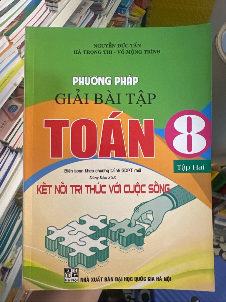 Sách tham khảo Lớp 8
