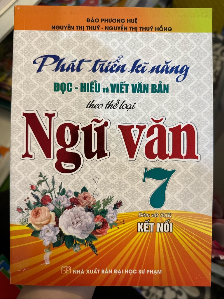 Sách tham khảo Lớp 7