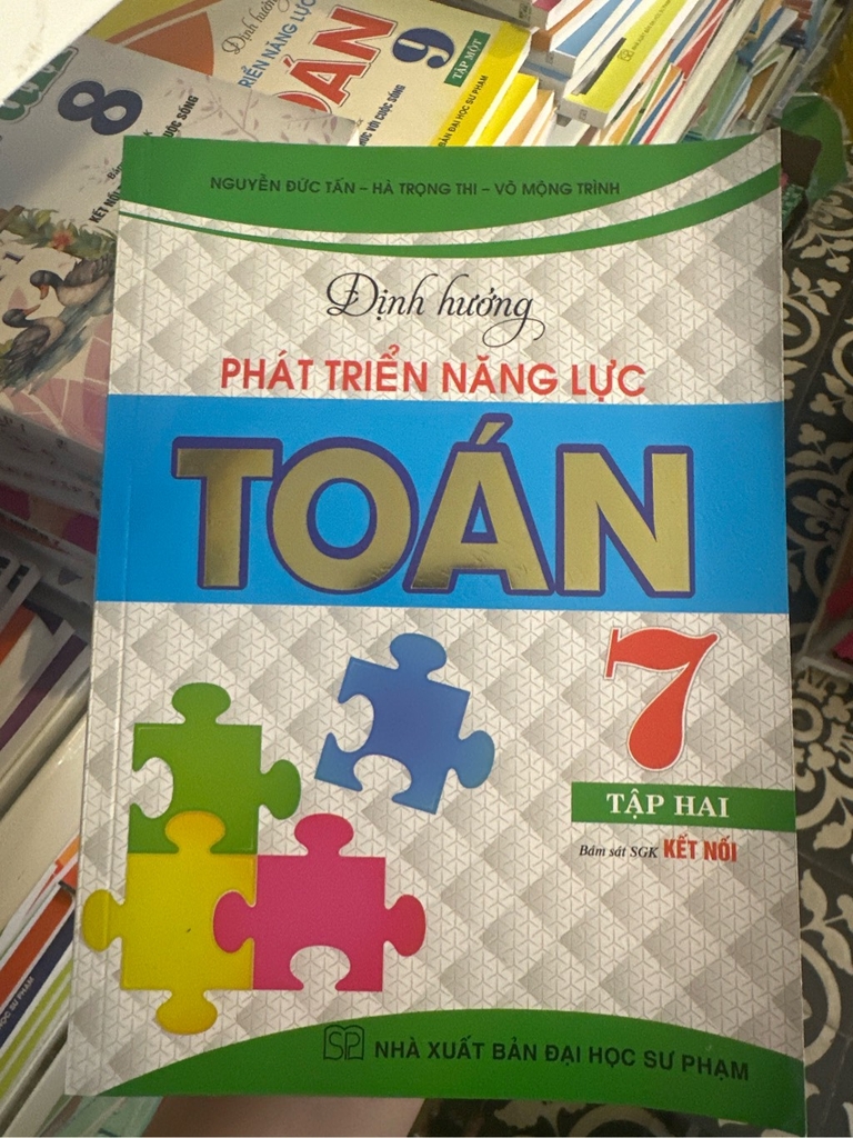 Sách tham khảo Lớp 7