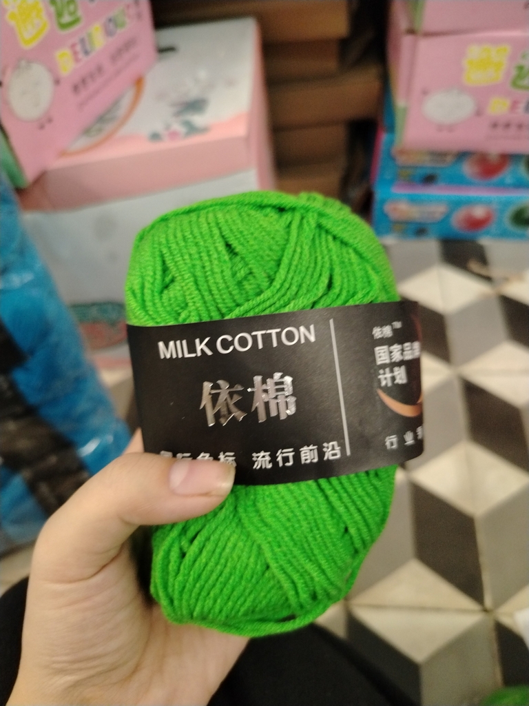 Len Hand made Milk cotton